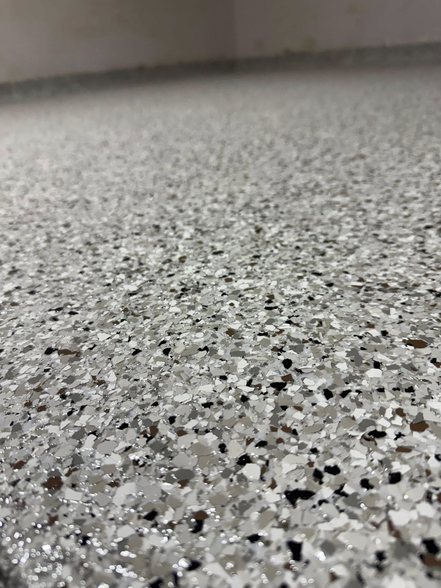 Flake Systems in Covington, Kentucky - Decorative flake epoxy system - Queen City Surface Coatings decorative coating