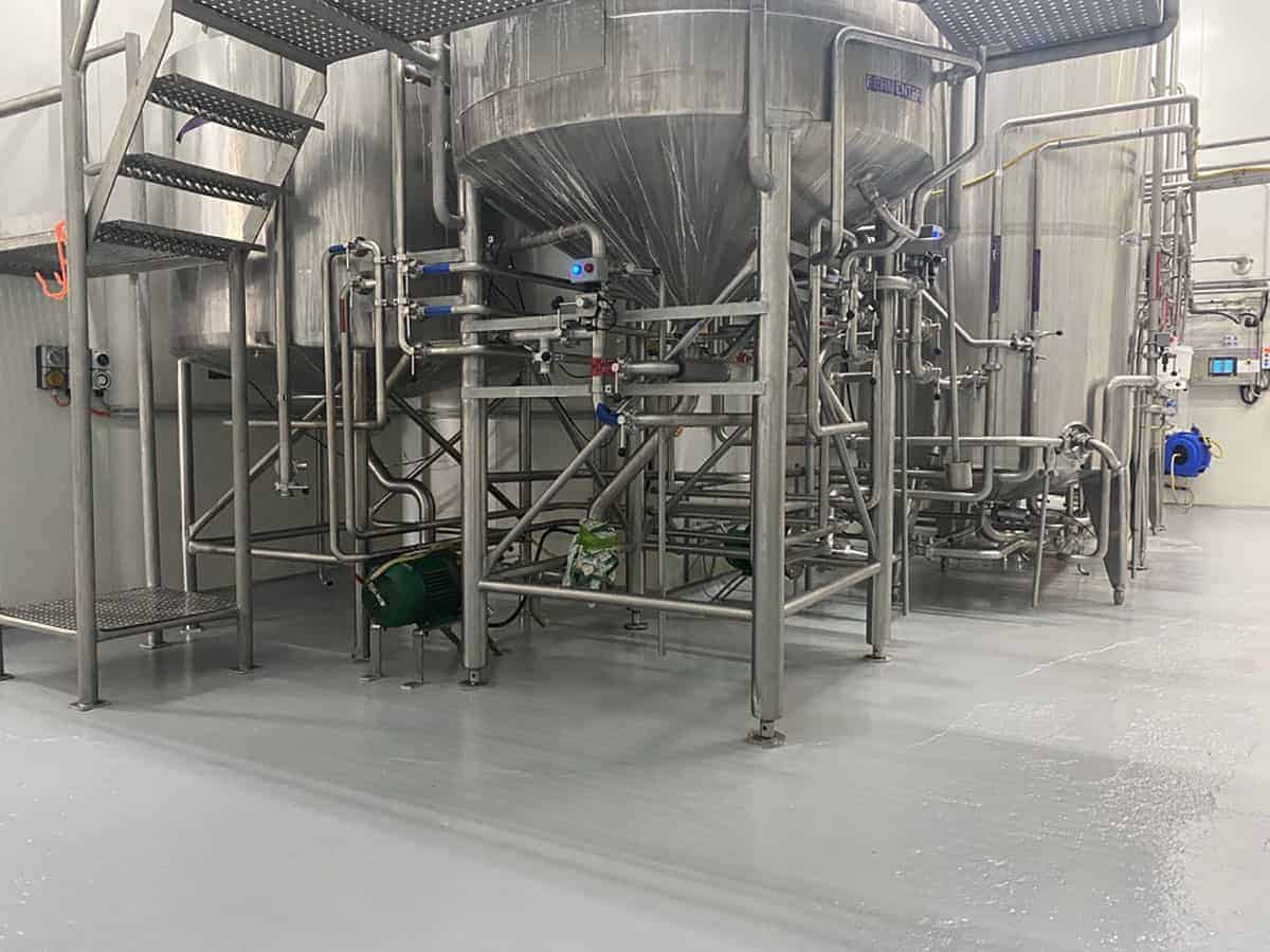 Manufacturing Facilities in Covington, Kentucky - Manufacturing facility epoxy floor - Queen City Surface Coatings industrial coating